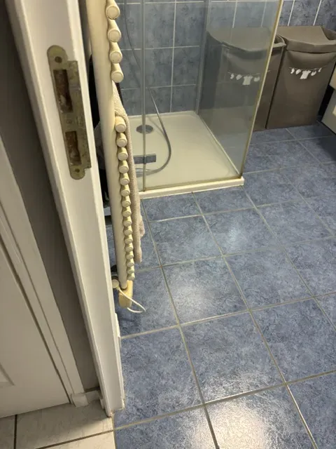 Salle de bain avant renovation (4)