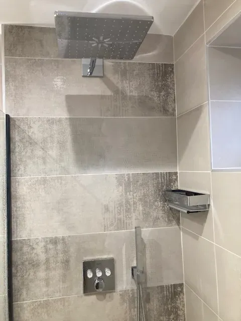 Salle de bain après renovation (1)webp