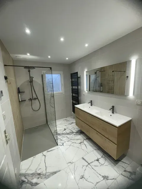Salle de bain après renovation (6)webp